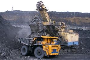 【大宗直击】黑色系金属与煤炭走扬！今年上半年中国铁路发送货物18.45亿吨 煤炭运量完成9.61亿吨