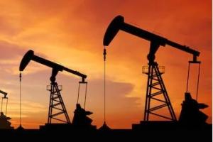 多头大爆发！EIA原油库存意外增加210万桶、打破八连降趋势 原油却扶摇直上暴拉逾4%