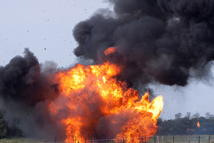 别再只盯1970年代了！上世纪80年代“油轮战争”更像当前伊朗局势