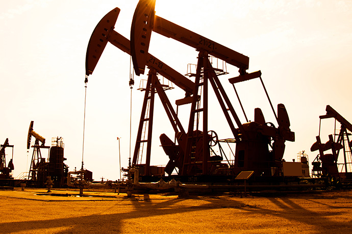 全球能源警报！中东石油出口暴跌70%，油价暴涨40%后机构喊130美元